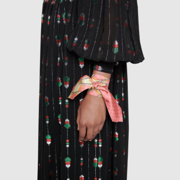 NEW Gucci Snake and Rhombus Print Neck Bow Twilly Scarf in Pink - Picture 9 of 9